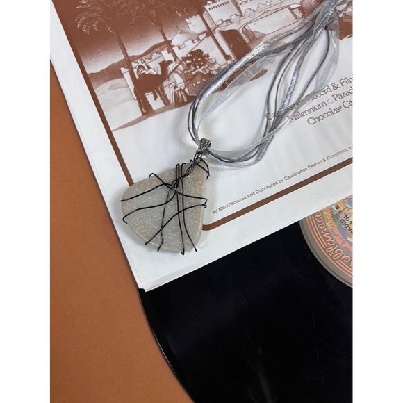 Boutique Boho Glam Wire Wrapped Oversized Pendant Necklace With Ribbon Cording - Picture 2 of 4